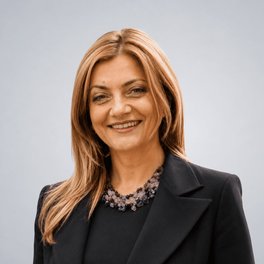 Prof. Dr. Lorena Dima